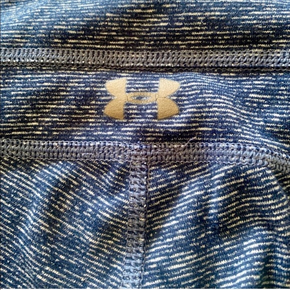 Under Armour Workout Crops - Picture 3 of 3